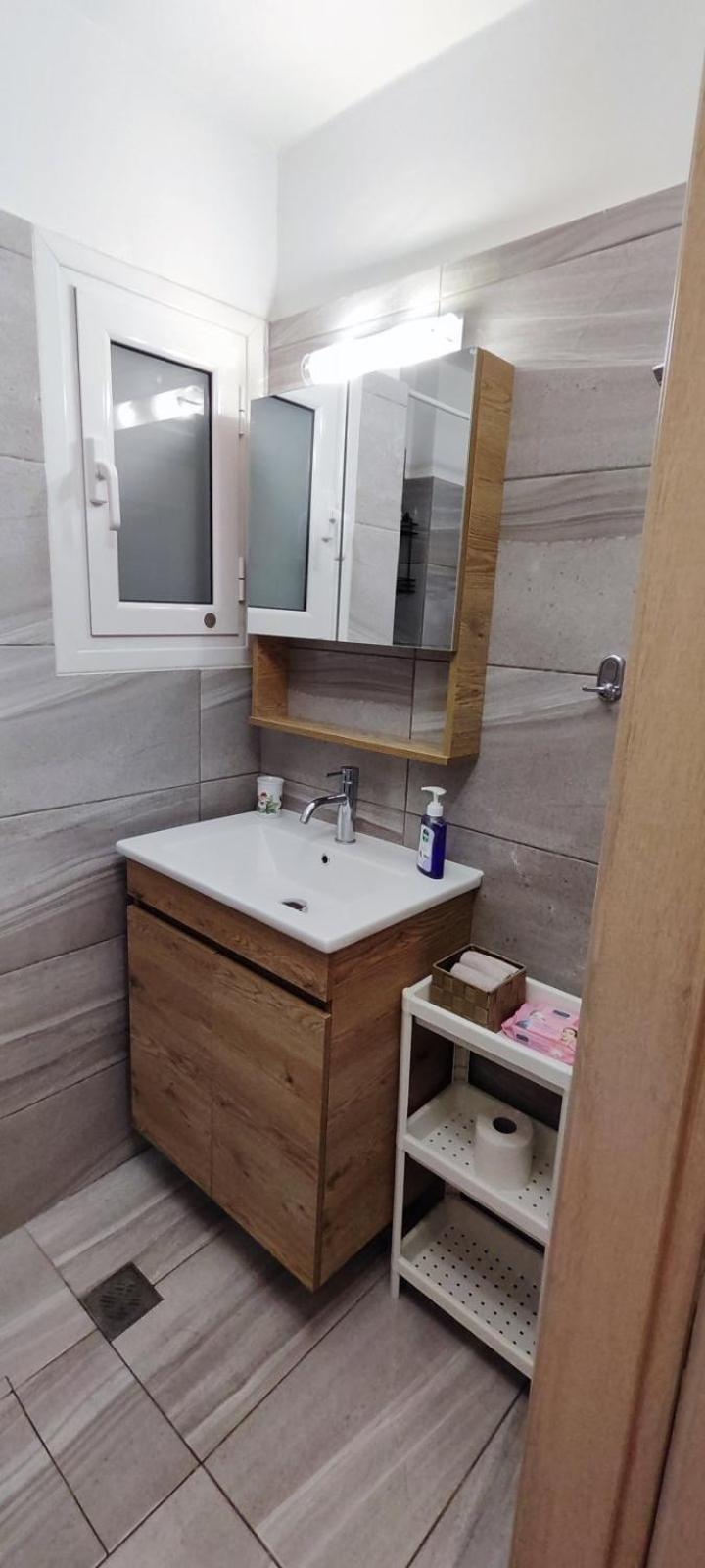 Apartamento Stylish, Comfortable, Basement Loft-like With Amenities
